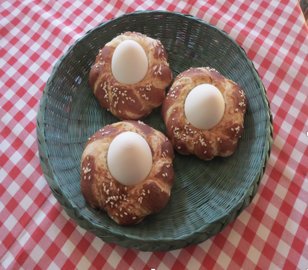 Laugengebäck mit Ei